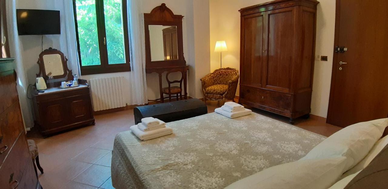 La Torre Di Longara Bed & Breakfast Calderara di Reno Luaran gambar