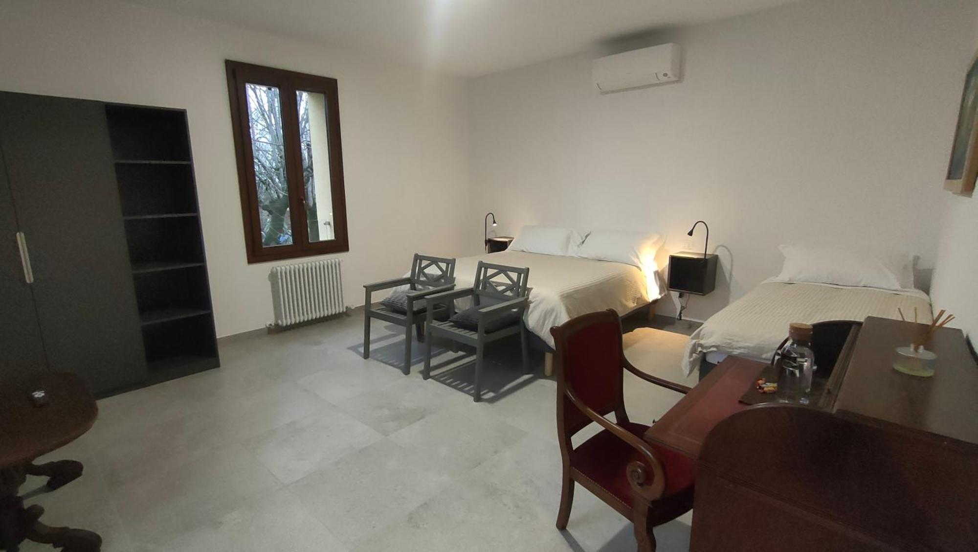 La Torre Di Longara Bed & Breakfast Calderara di Reno Luaran gambar
