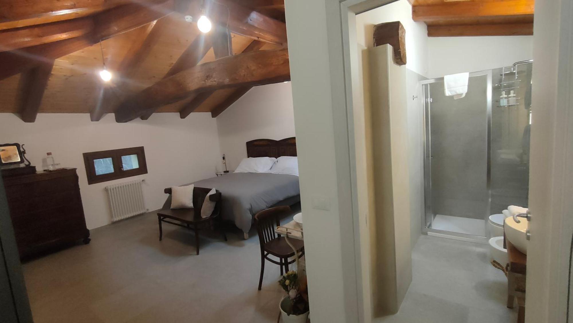 La Torre Di Longara Bed & Breakfast Calderara di Reno Luaran gambar