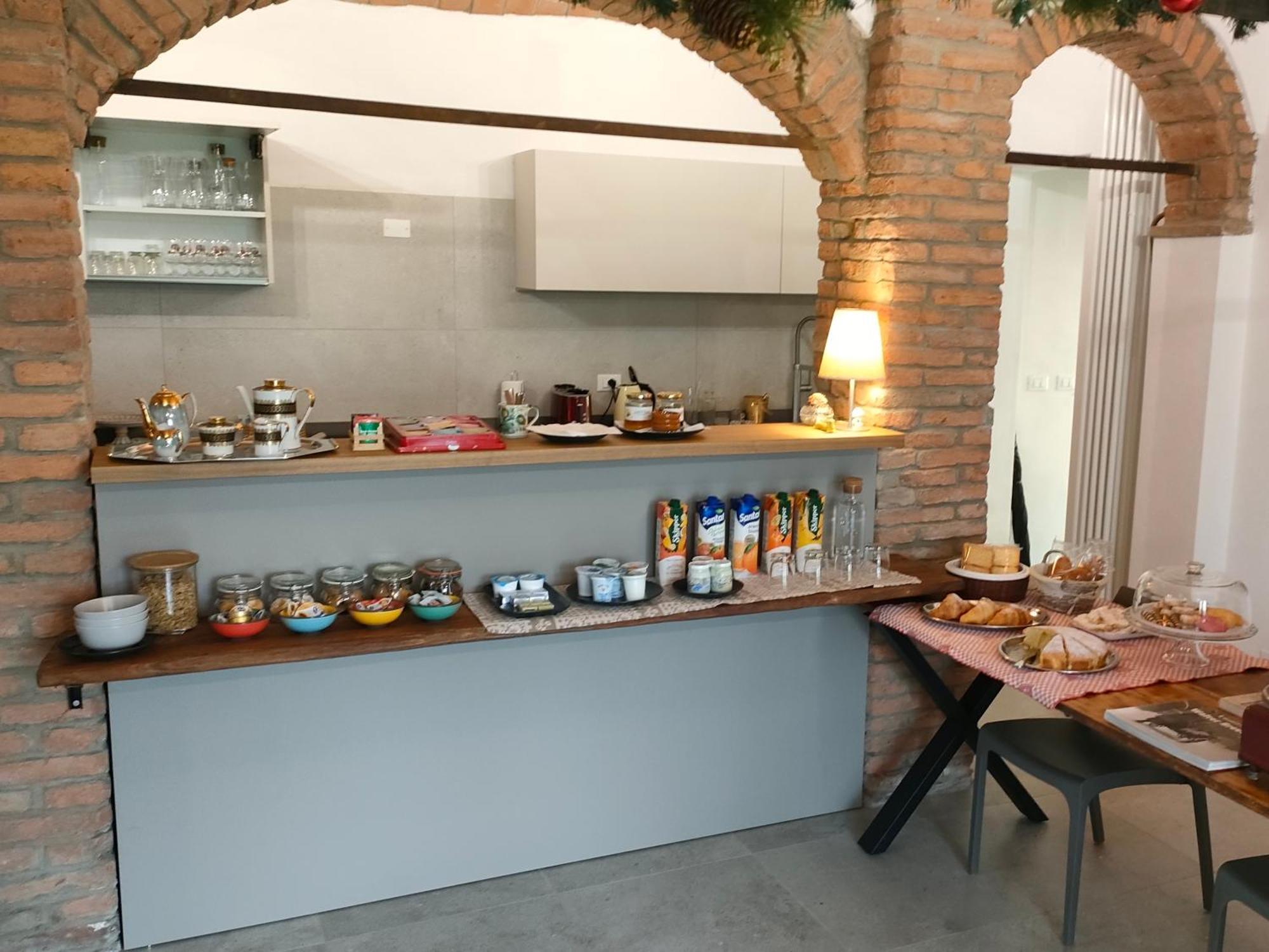 La Torre Di Longara Bed & Breakfast Calderara di Reno Luaran gambar
